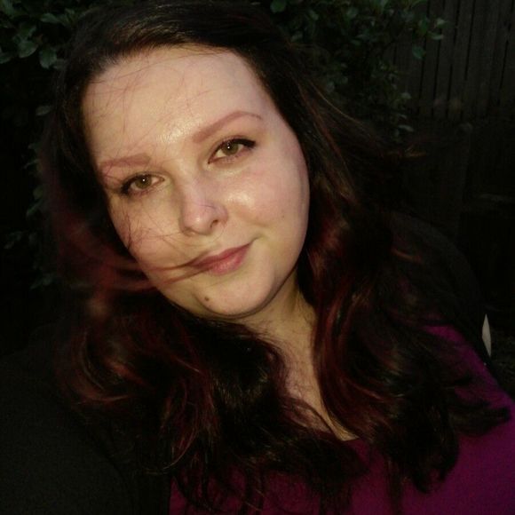 Meet your Posher, Jessica - Picture 1 of 1